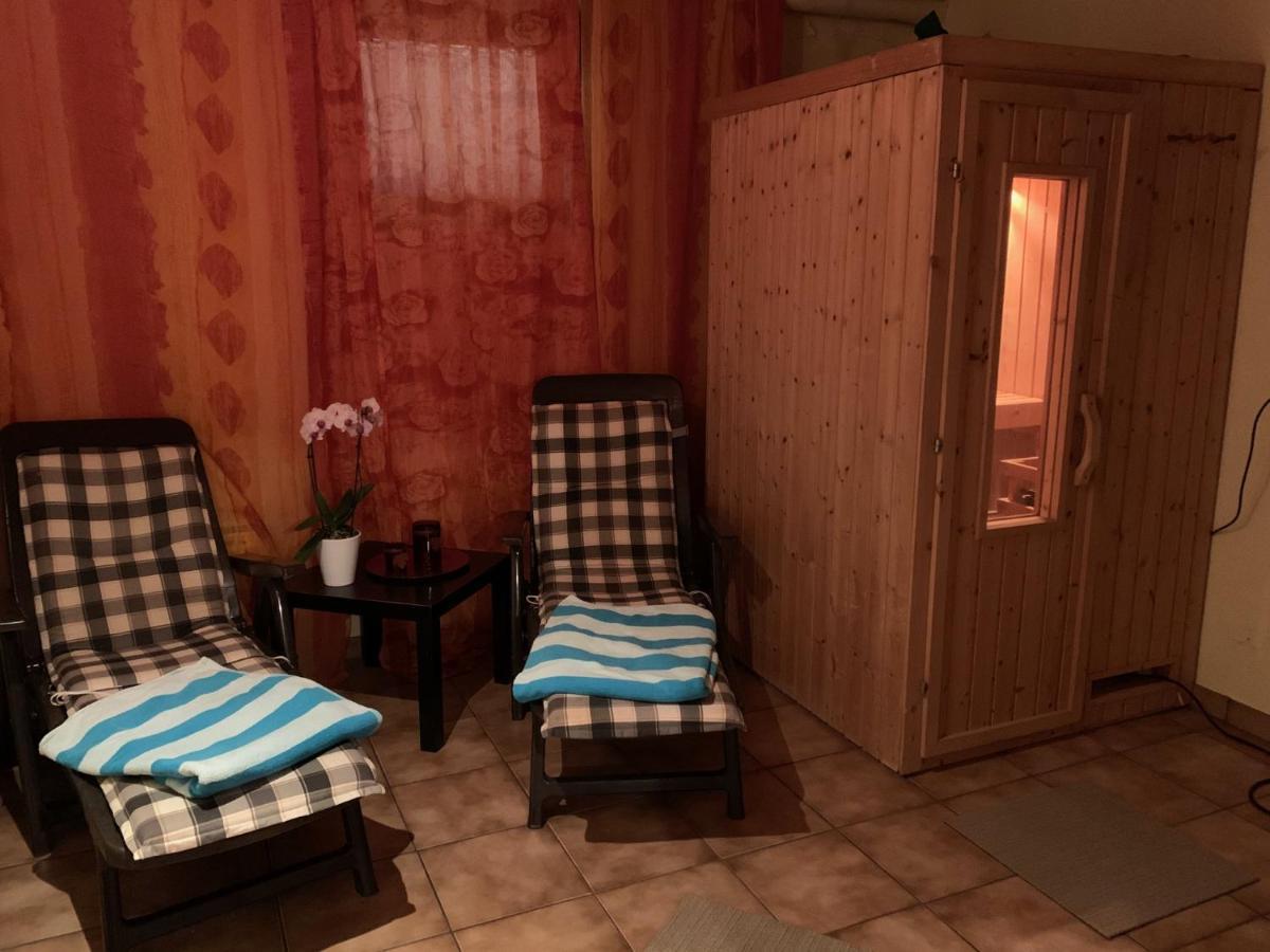 Maja Ferienwohnung Goddelsheim エクステリア 写真